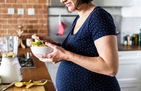 Alimentation Équilibrée pour Femmes Enceintes: Guide Pratique